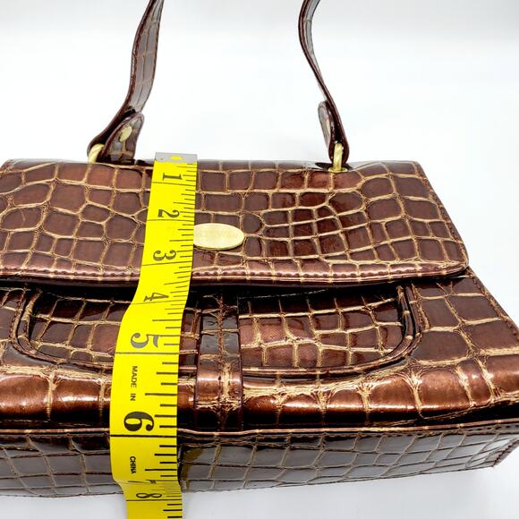 Vintage Kenneth Cole Reaction Brown Leather Mini Croc Embossed Top Handle Bag - Picture 13 of 15
